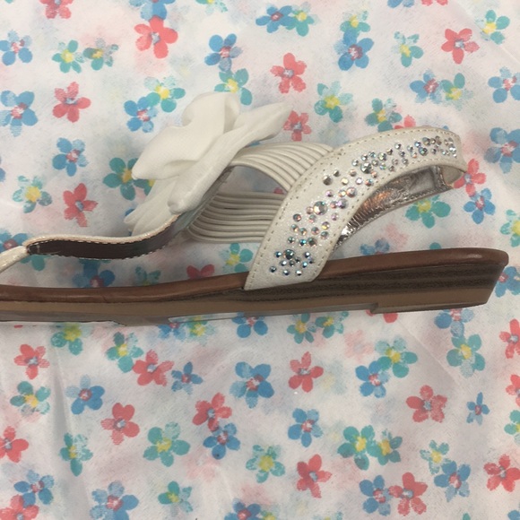 Material Girl Bow flat sandals - Picture 6 of 8